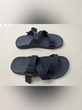 Chaco Men’s Lowdown Navy Adjustable Sandals, 10